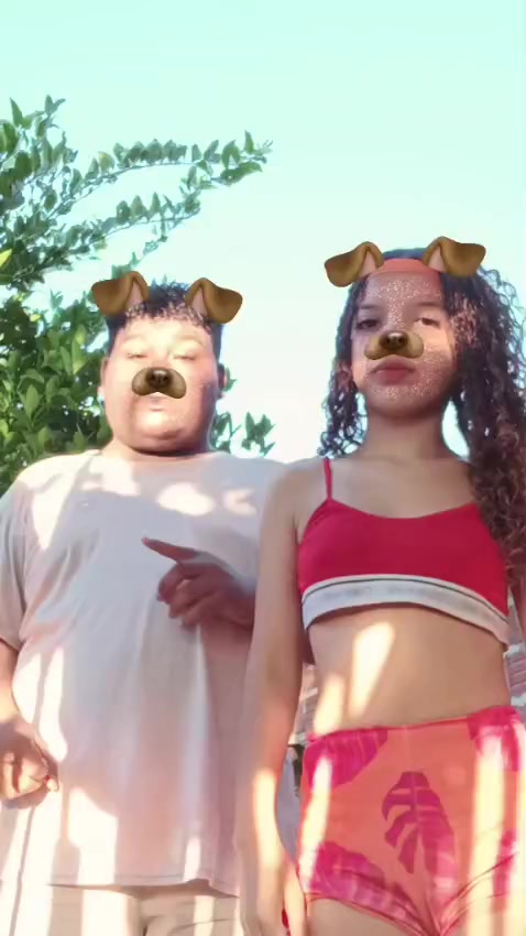 @Mariahozana_