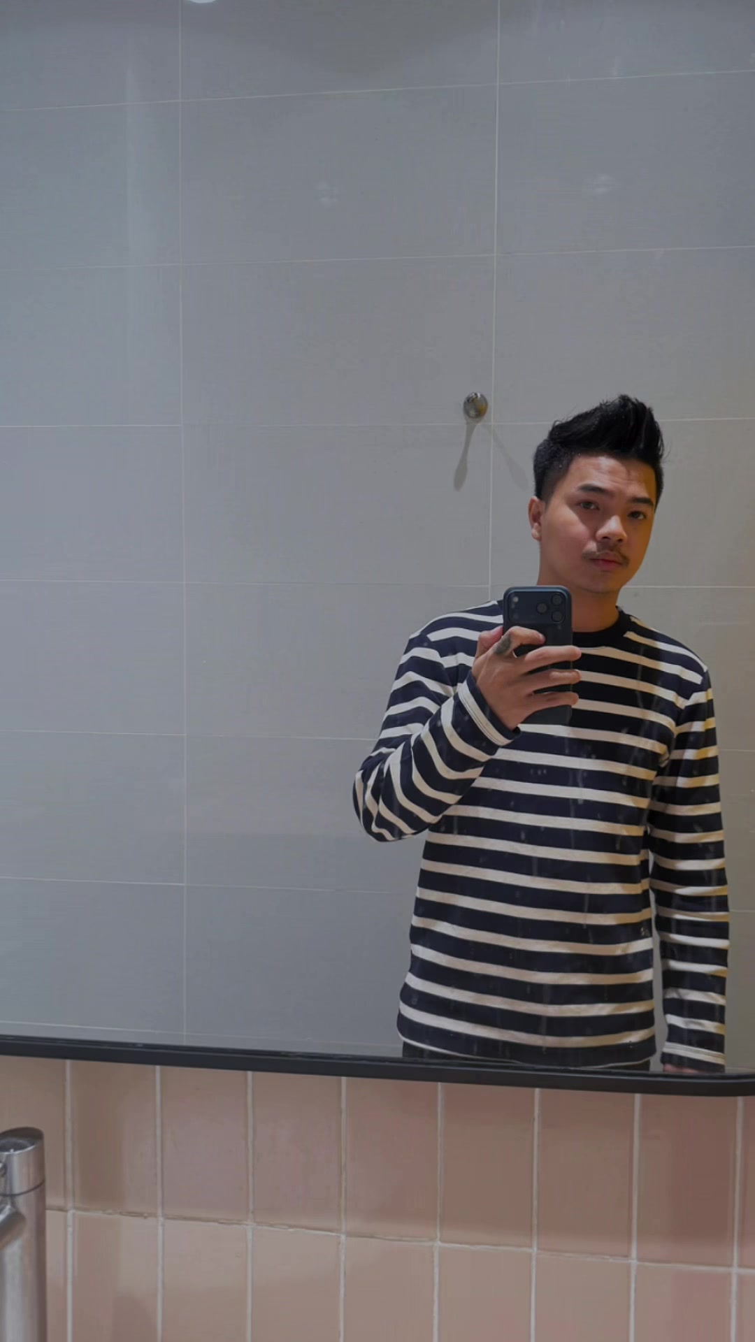 @Hong
