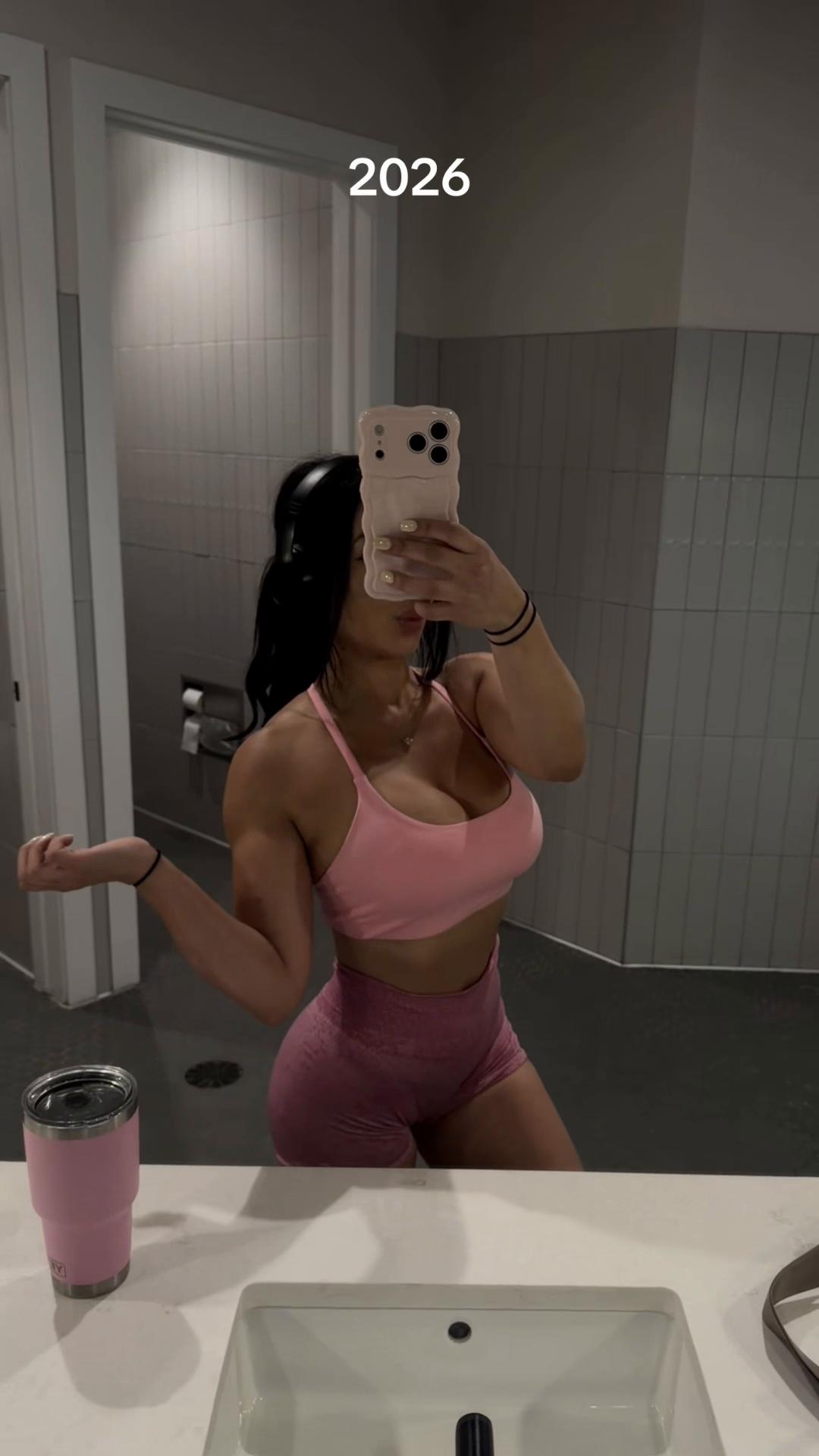 @Claudeezy_