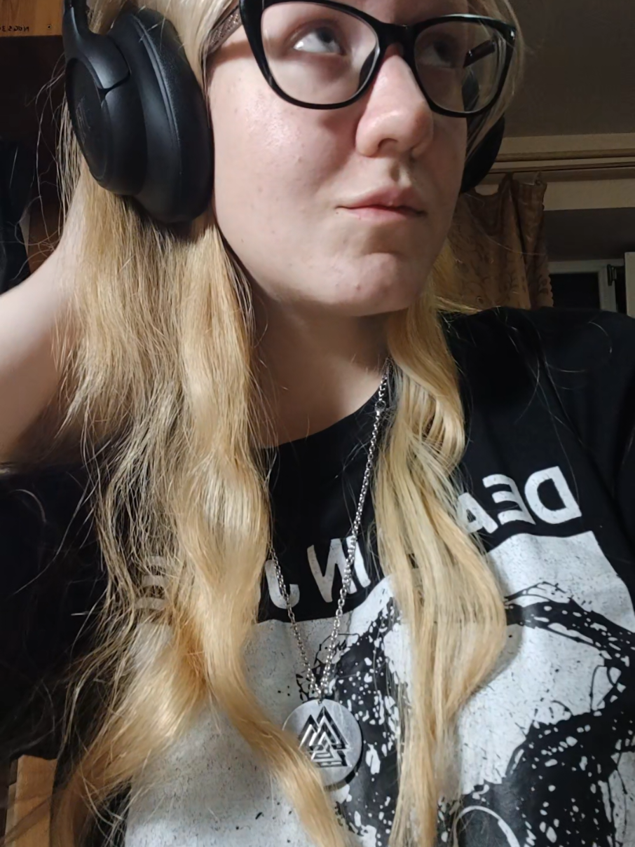 @gråtepil🇷🇺💚🖤ᛉ