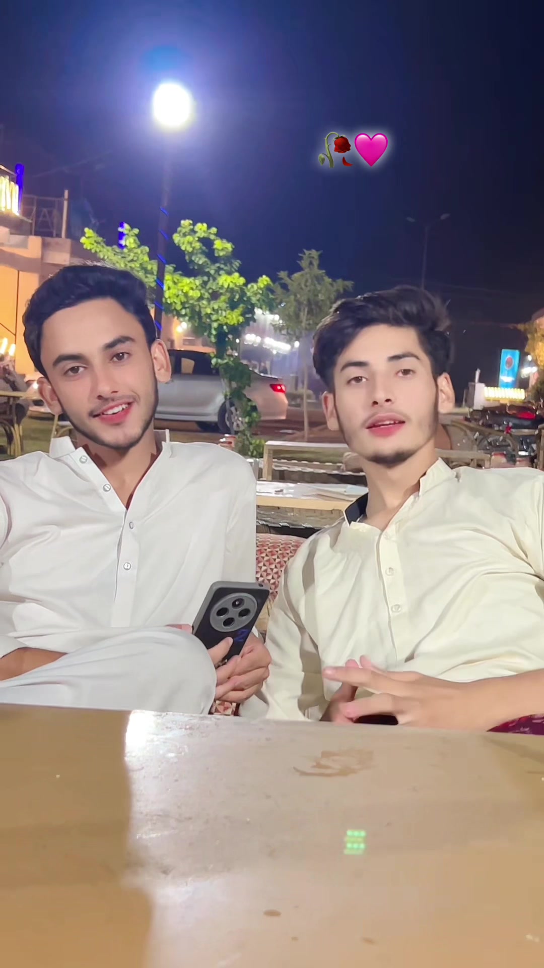 @Malak Ateeq🇵🇰🇦🇫🇬🇧