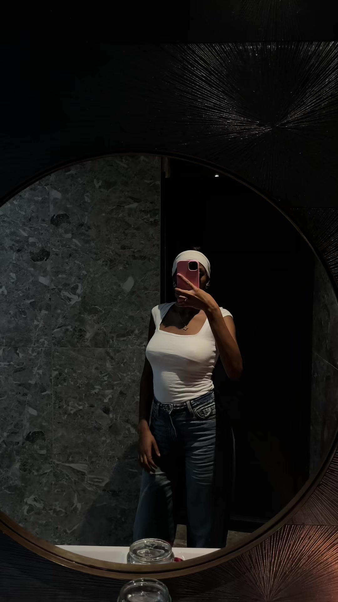 @MirellaAndiswa
