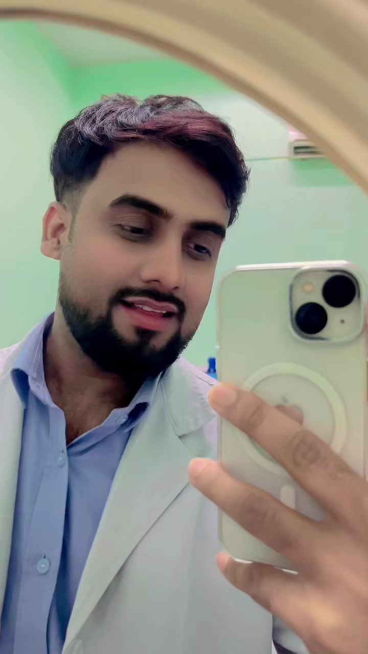 @SMILE KING 👑☺️