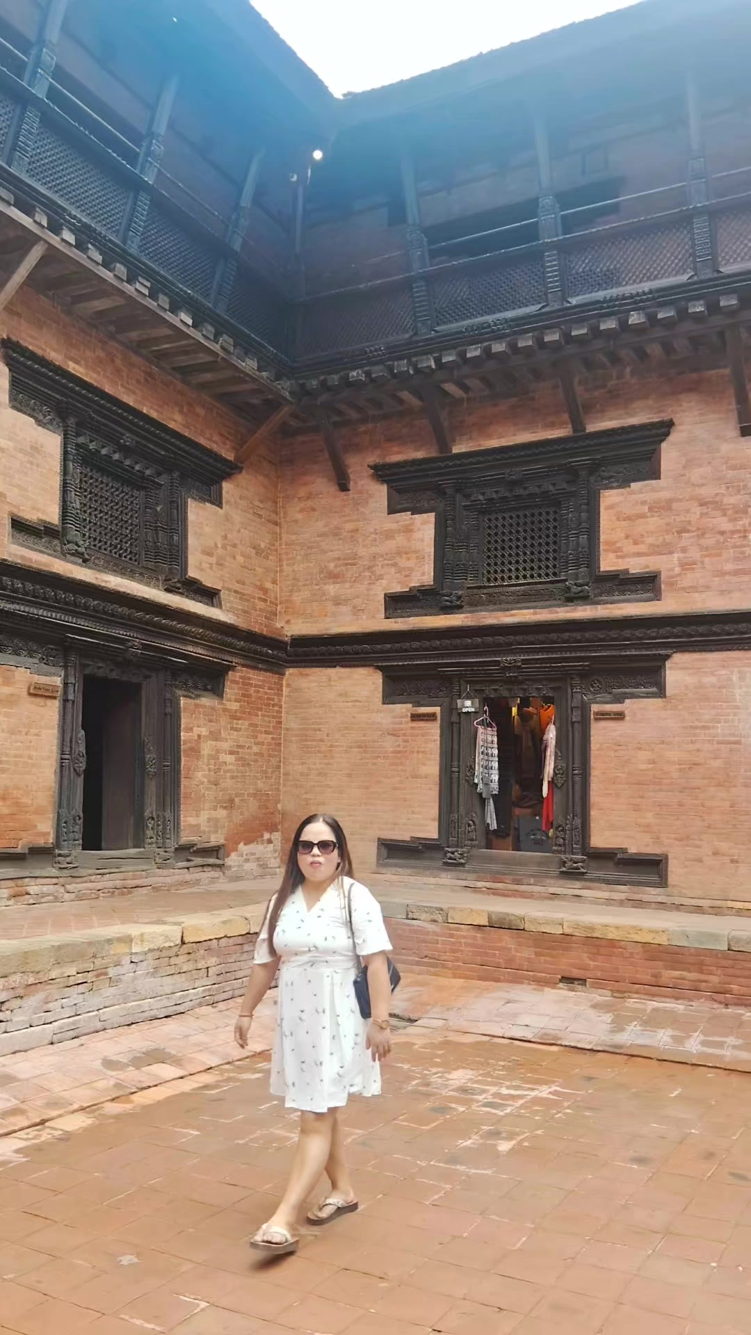 @Limbuni
