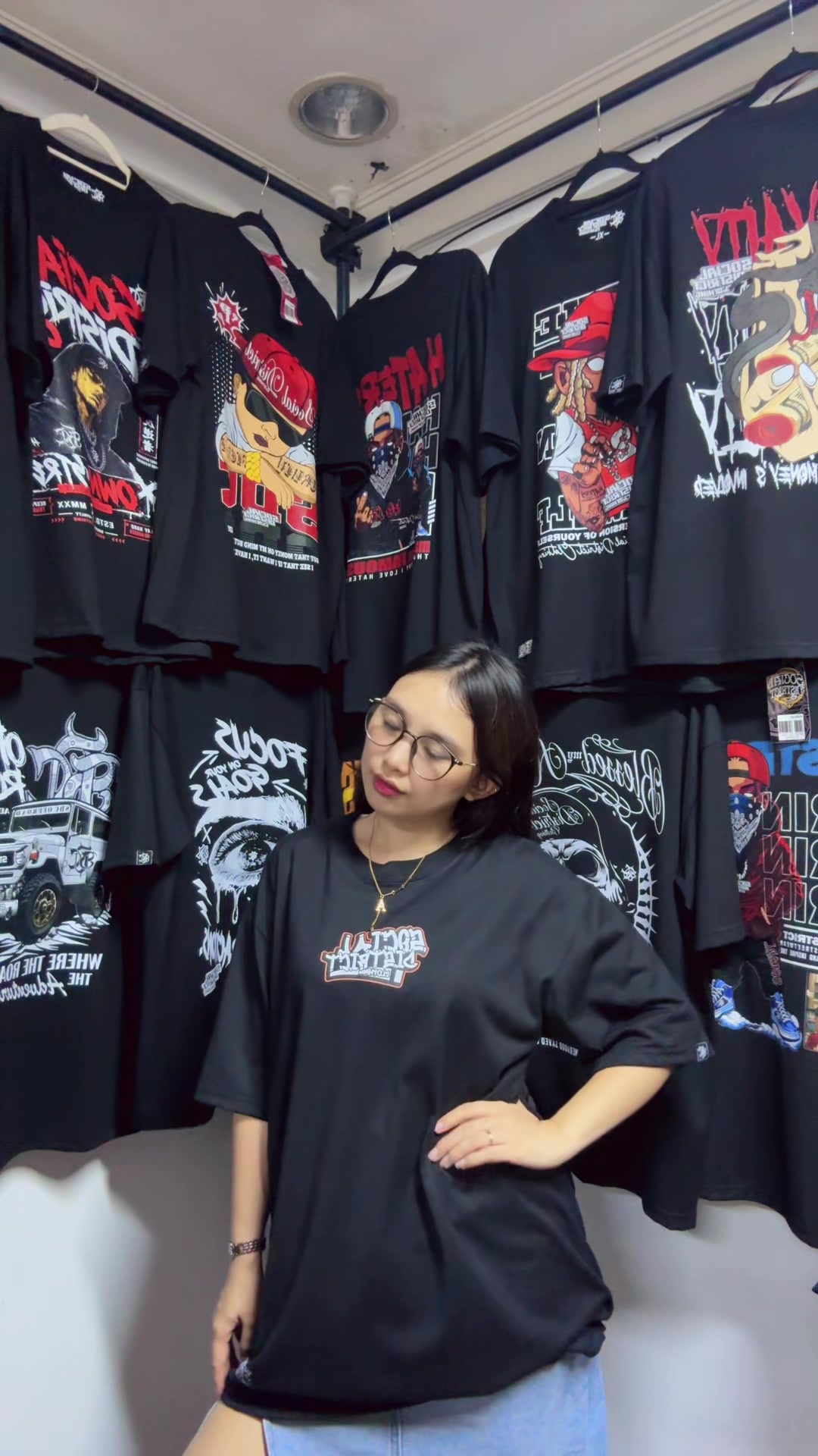 @SOCIAL DISTRICT CLOTHING