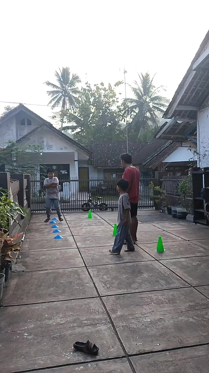 @Dhindhiya