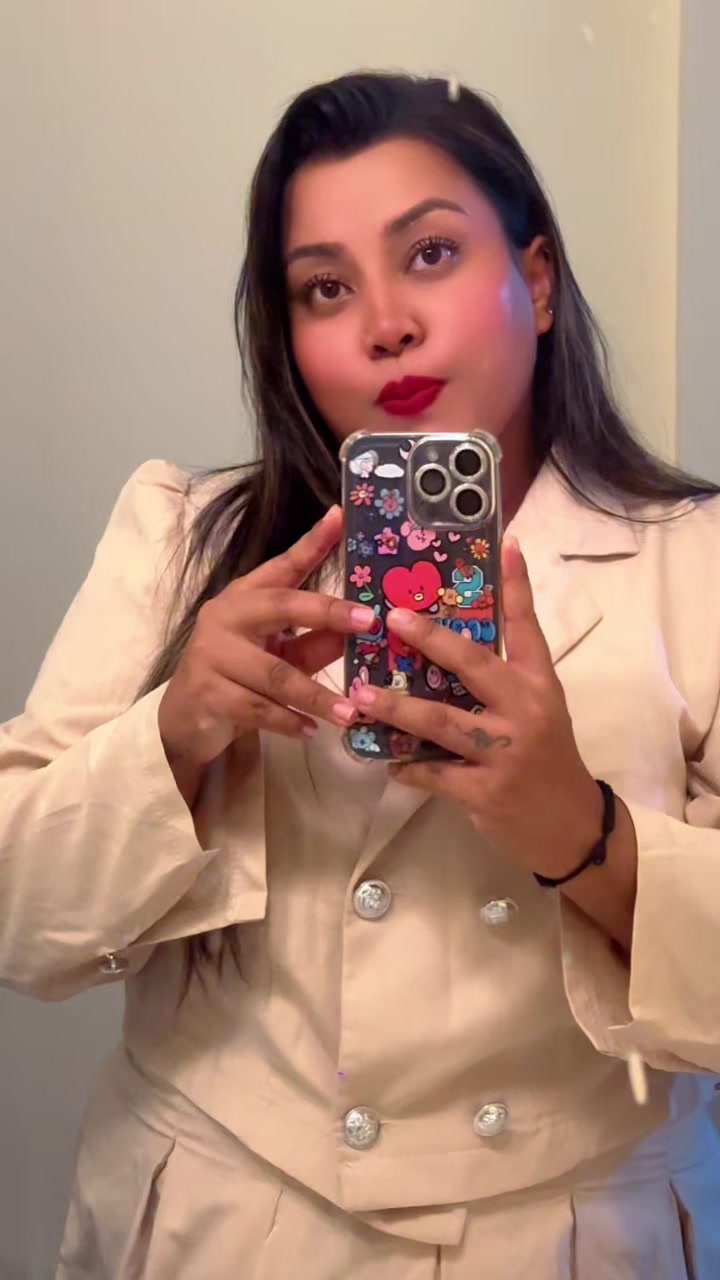 @Anjuuu👑