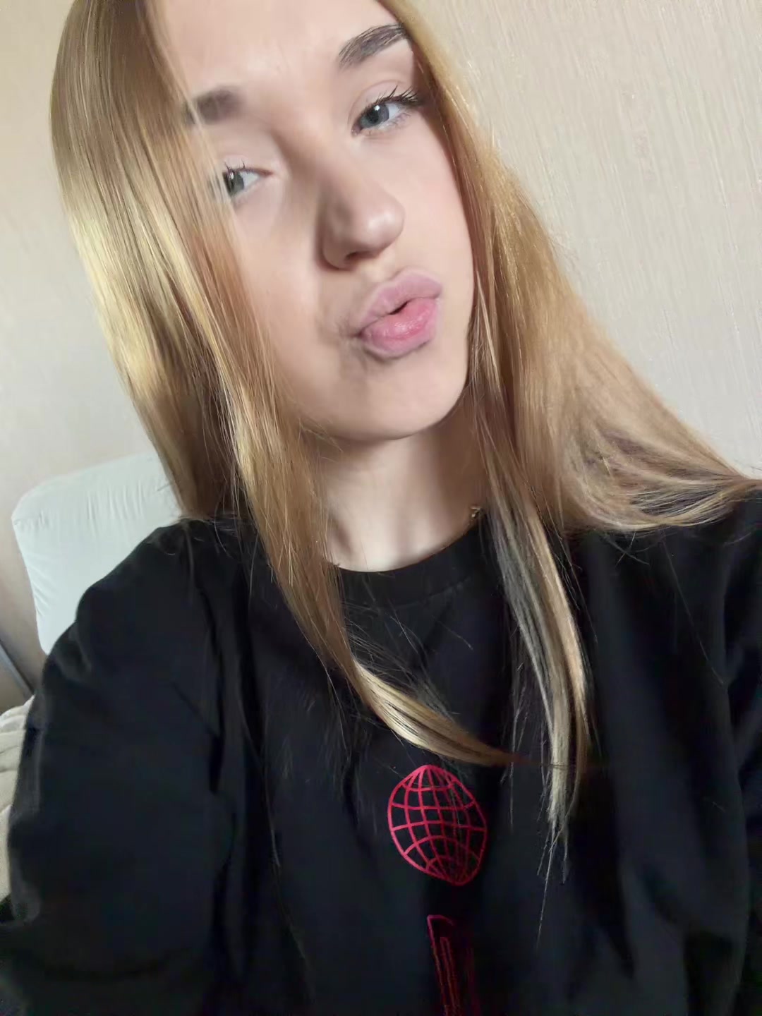 @Angélique