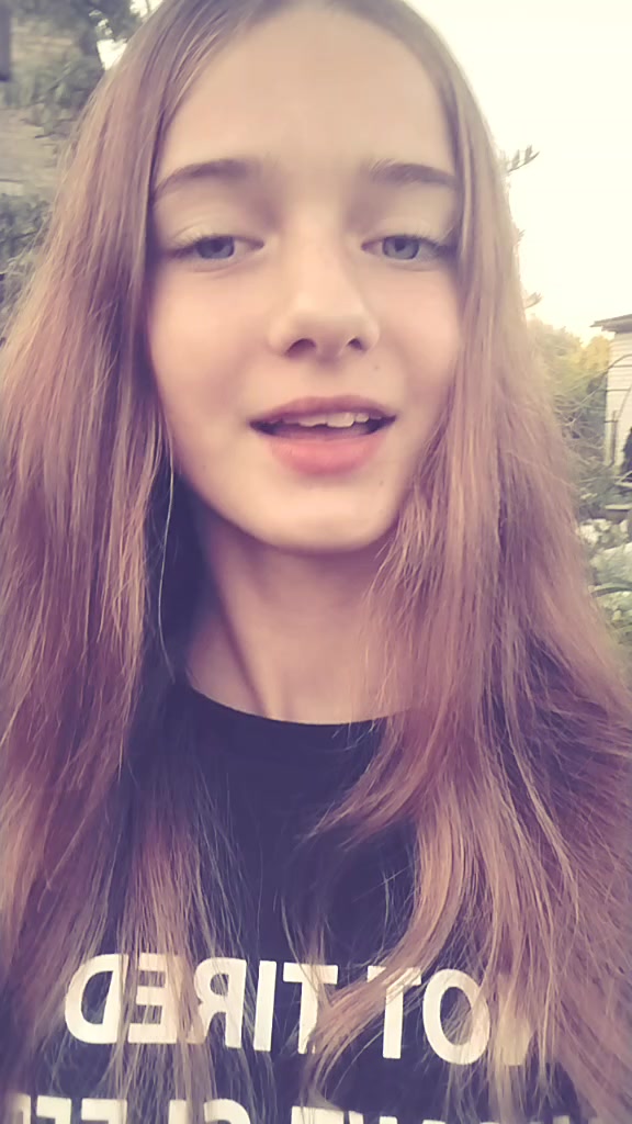@Anichka🩷🤙