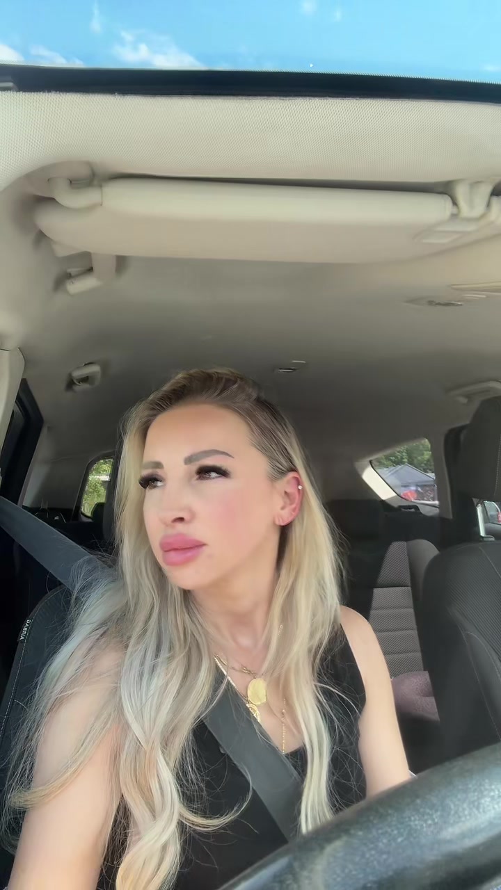 @SimplyChic