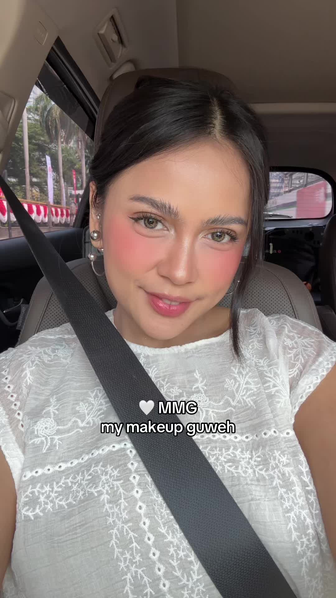 @Puji Antari | MUA Millenial