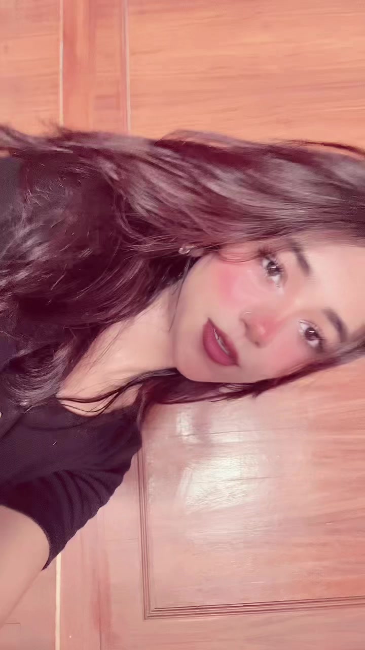 @Momielive_