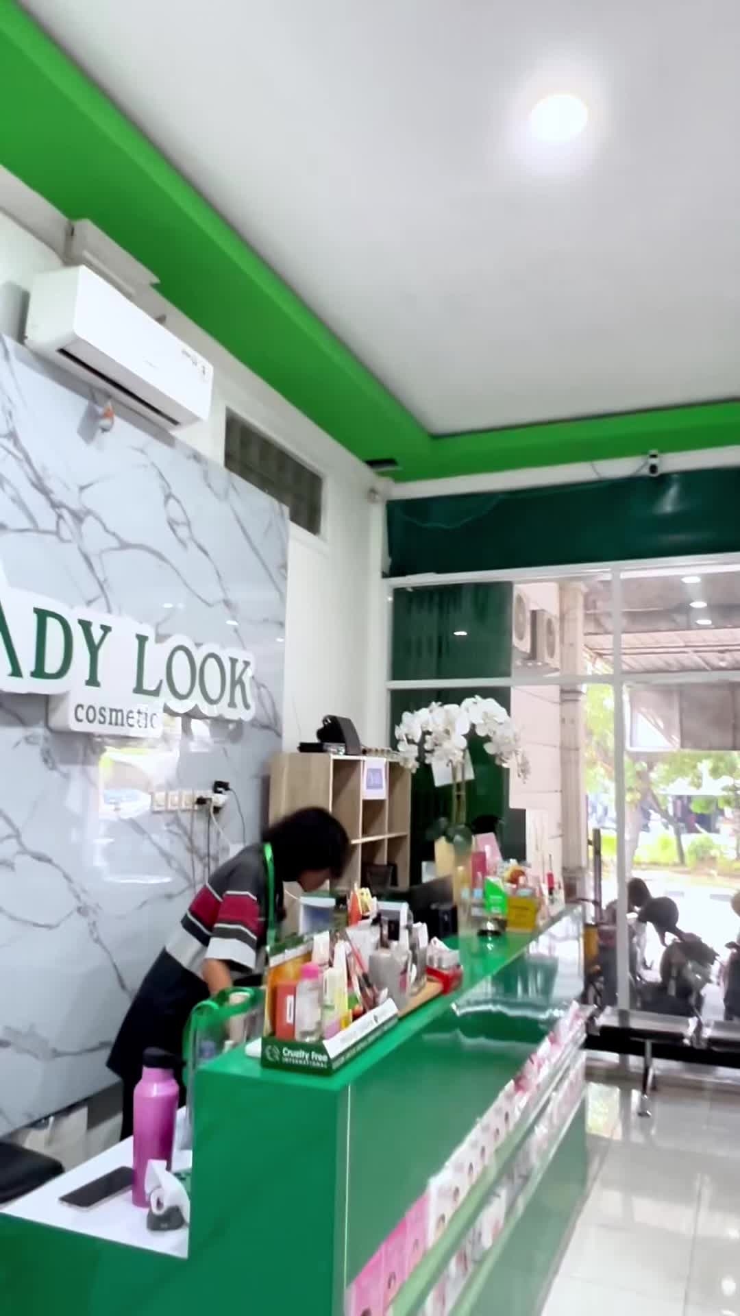 @ladylookcosmetic