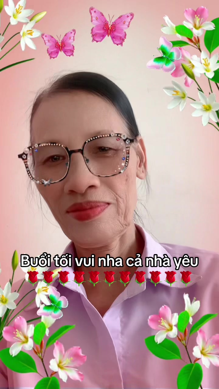 @Cụ b&agrave; phong c&aacute;ch