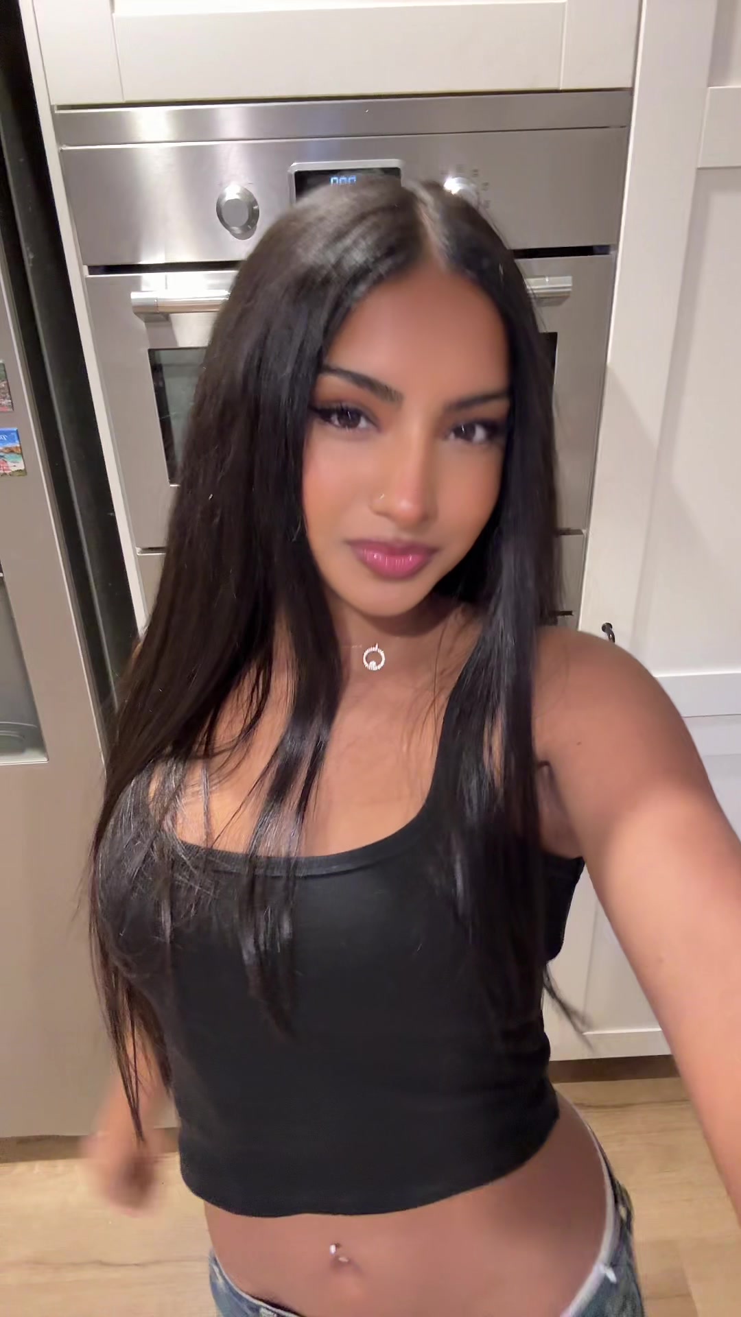 @ELLA-JANE