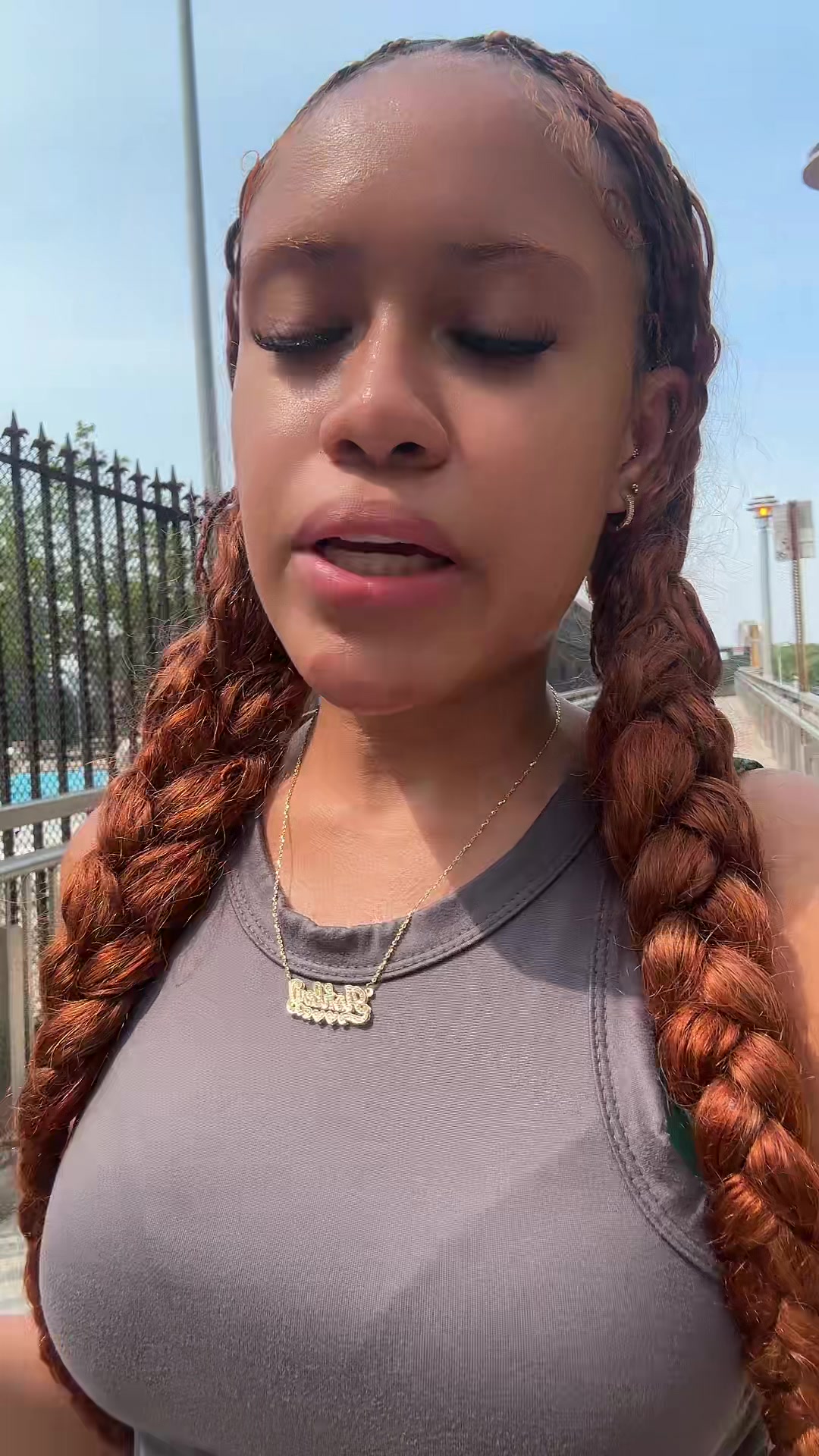 @Myleftcheeck
