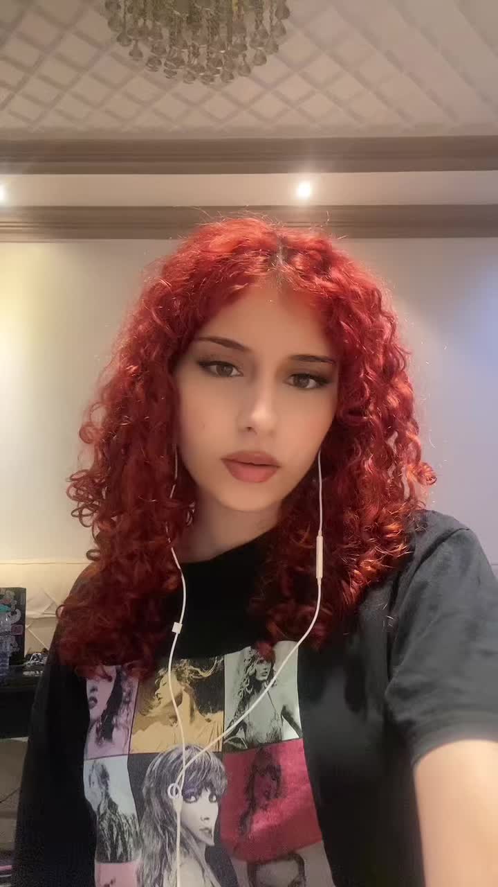 @Valerieメ𝟶