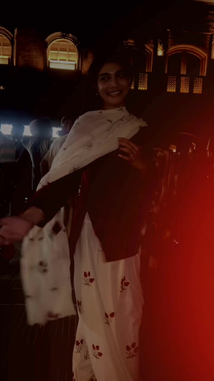 @ainadwivedi