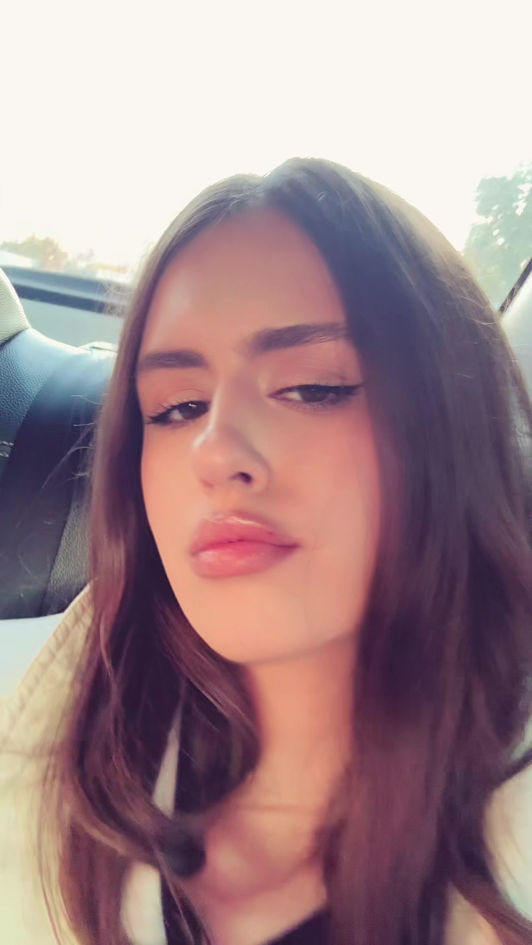@anya