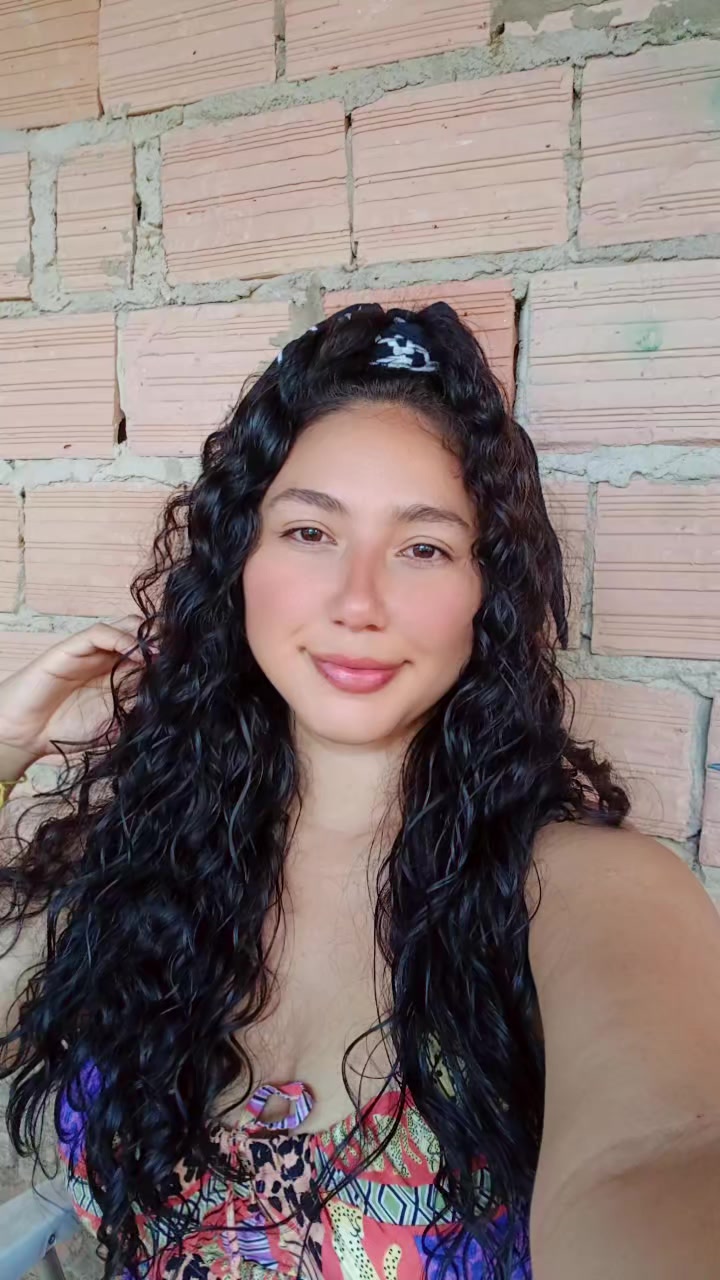 @Annycollares🦋