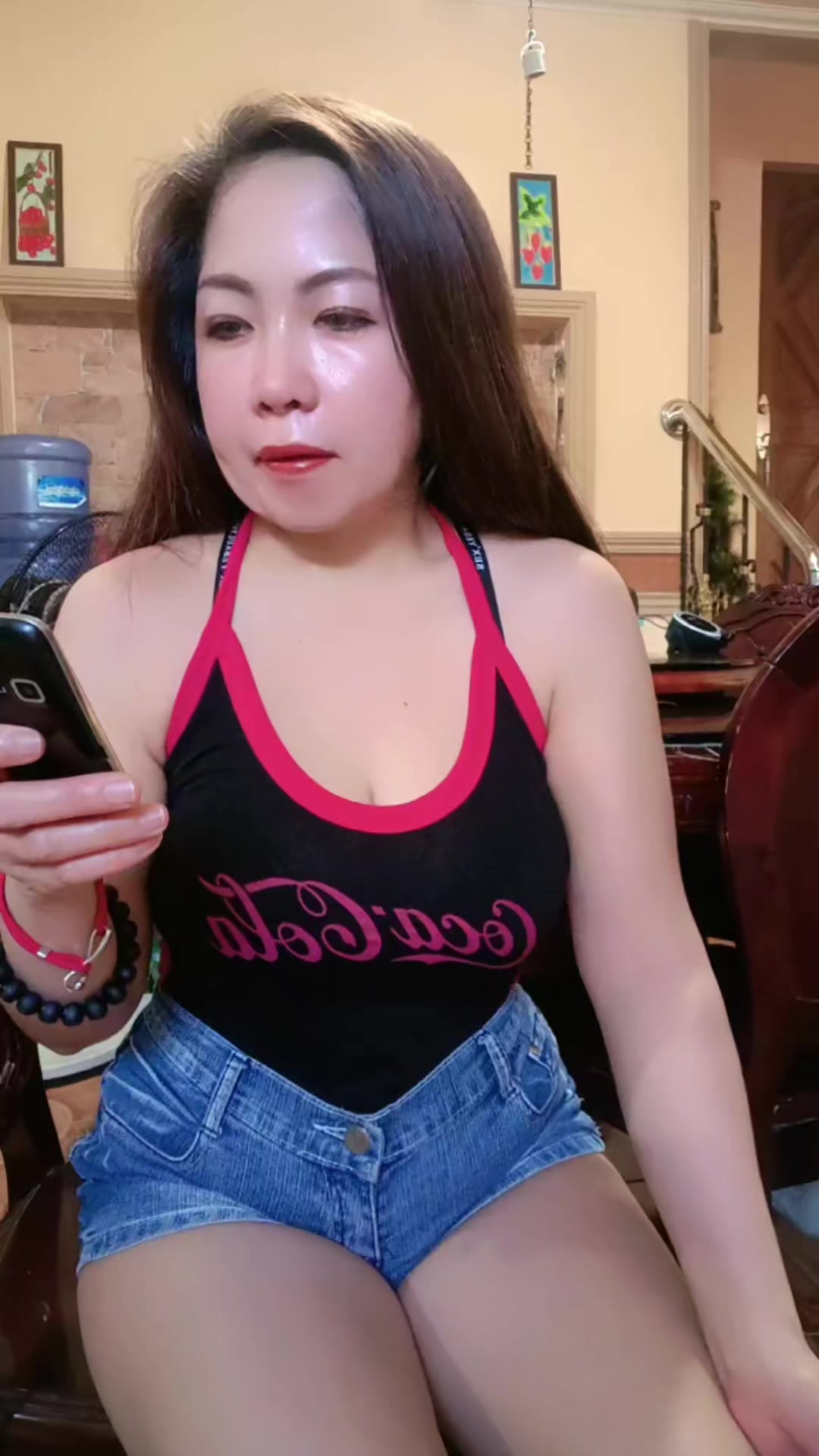 @chloe