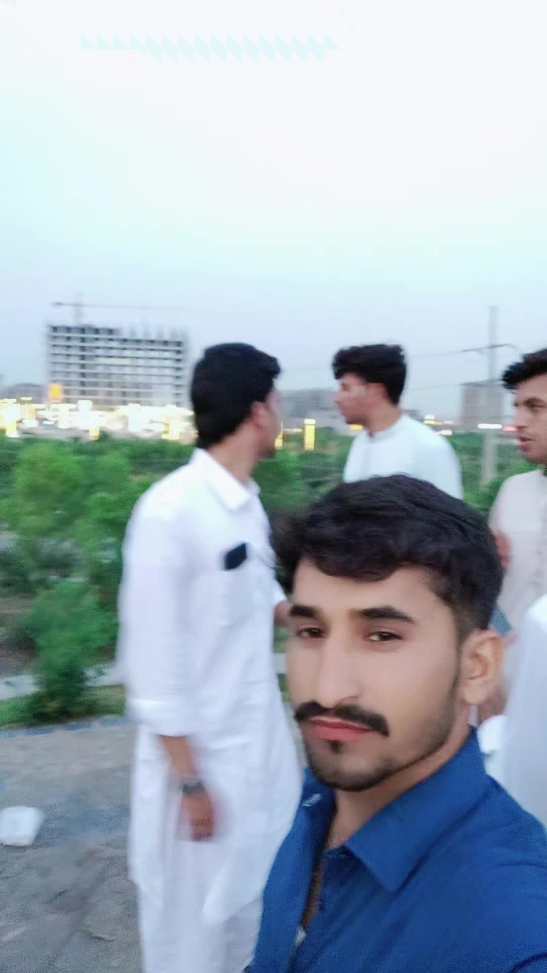 @🄻🅄🄲🄺🅈 🄺🄷🄰🄽