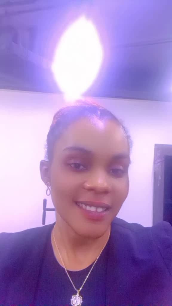 @happy gal 256