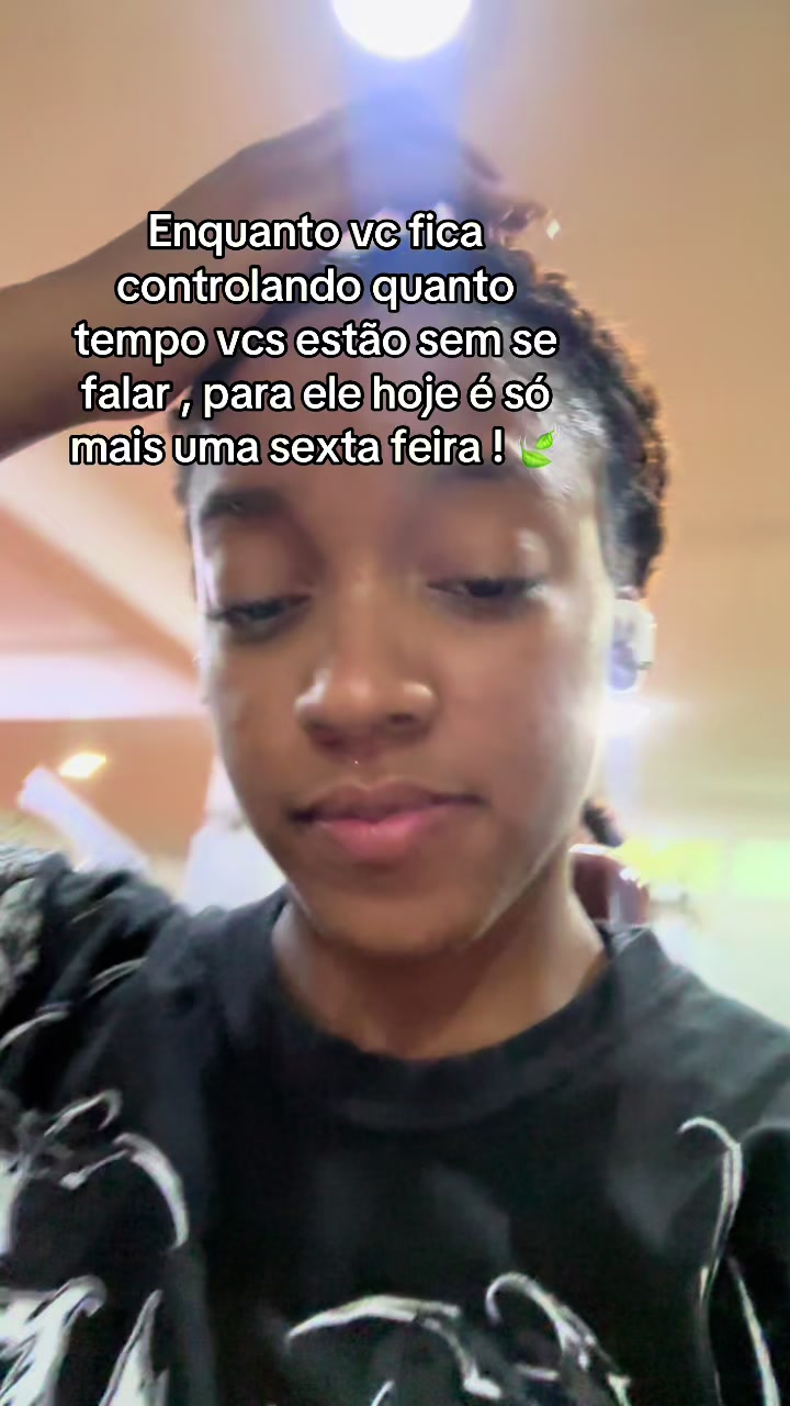 @crisdeoliveira93