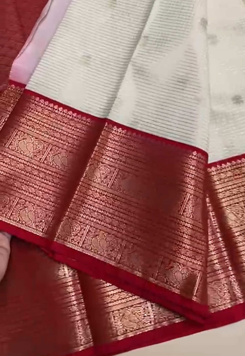 @Six Yards Pattu
