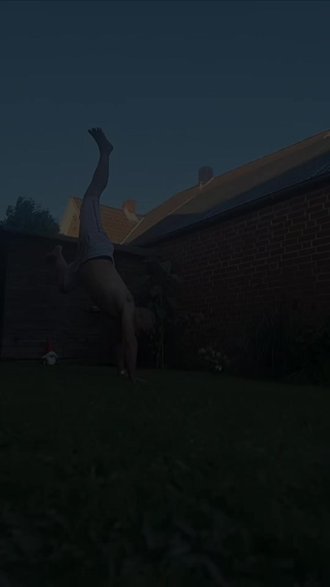 @🤜🖤🤍𝕸𝖆𝖎𝖐🤍🖤🤛