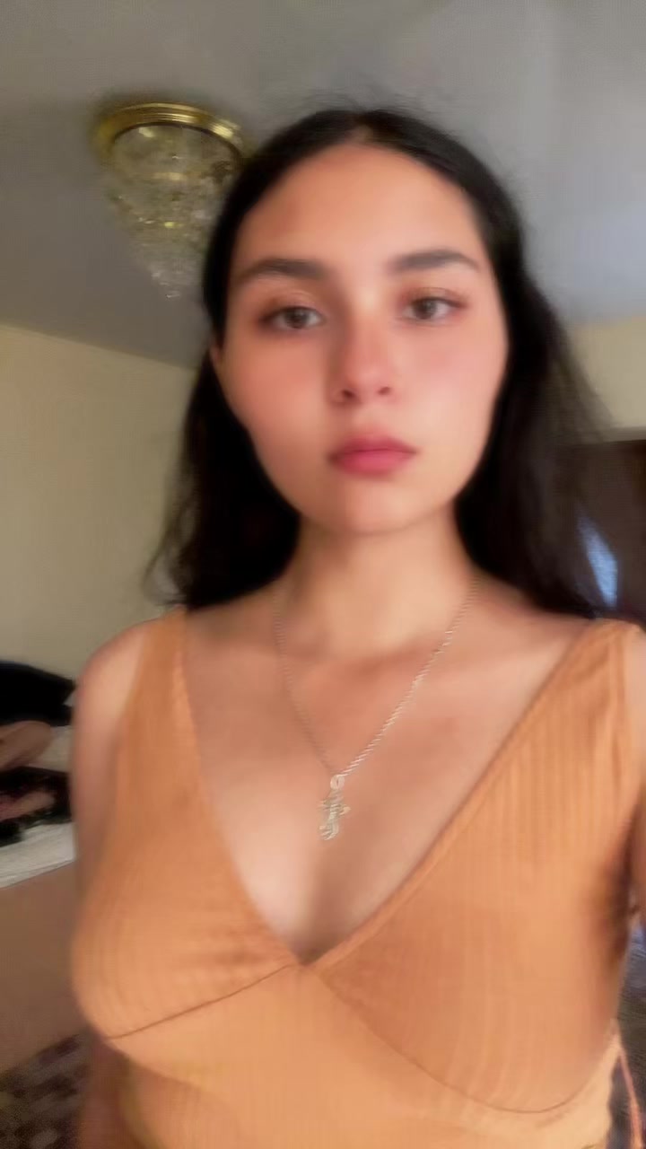 @𝐴𝑛𝑛𝑎