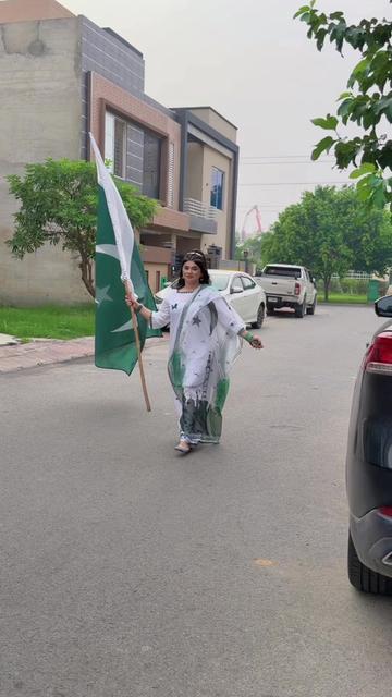 @Farah khan