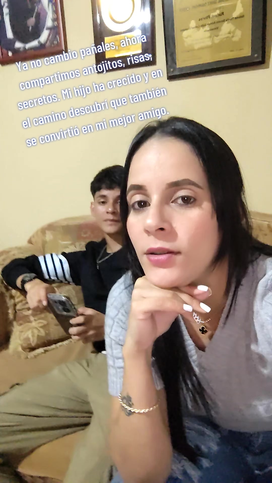 @OrianaFlores 🌷