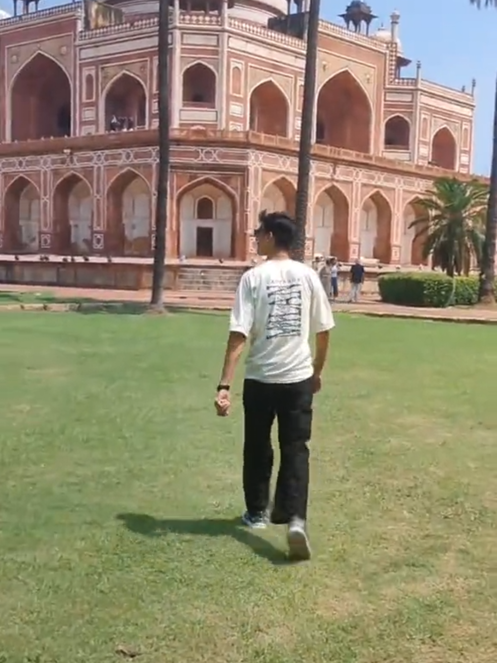 @𝐌𝐫★ 𝗛𝗔𝗥𝗥𝗬🕉️