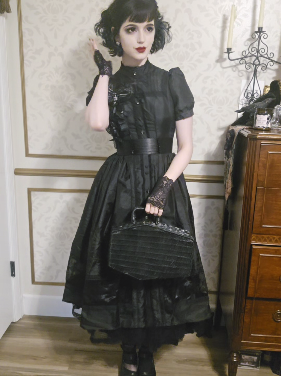 @maudlinoddity