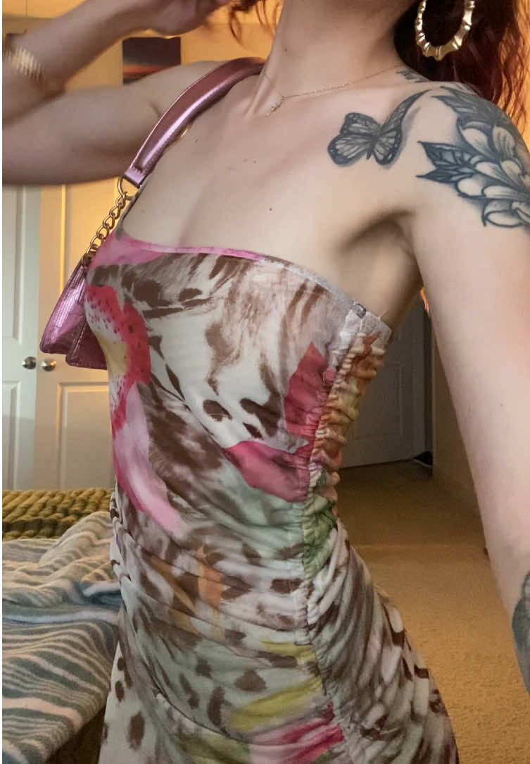 @iconicalivy