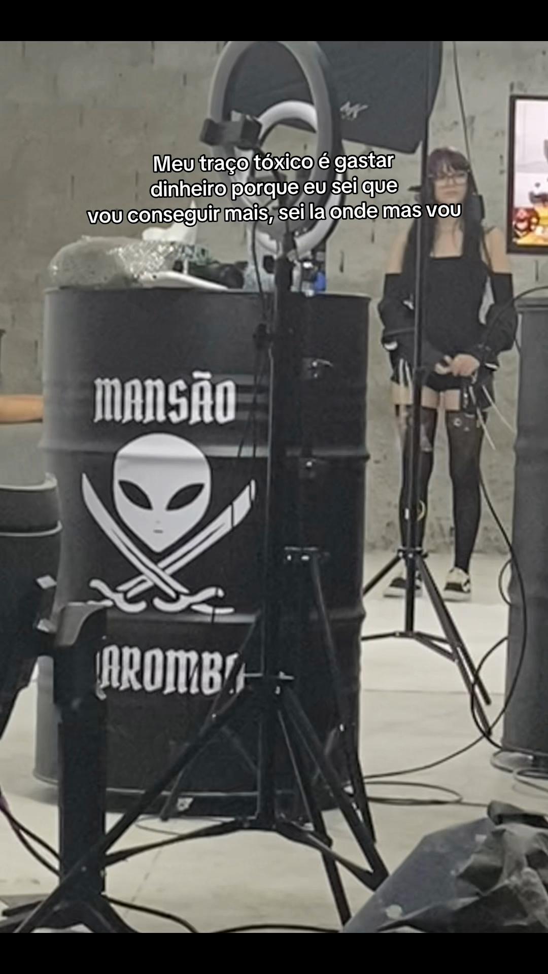 @Nameluaa