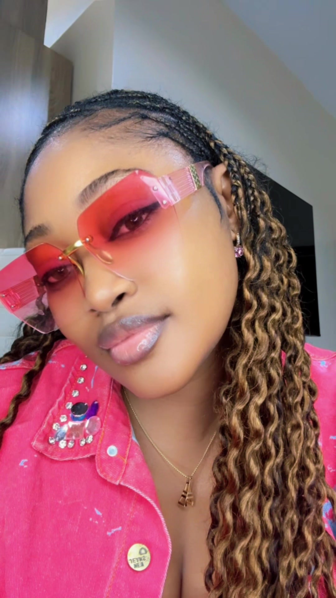 @🦄Queen👑Beelee💜