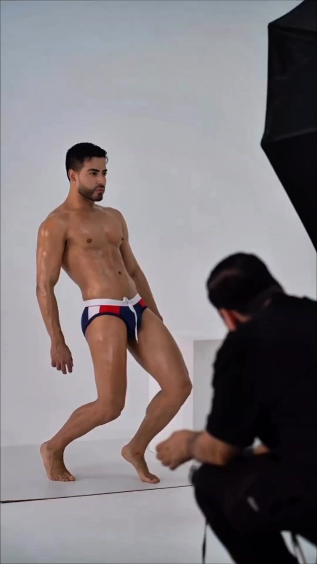 @Hombres Mister Official