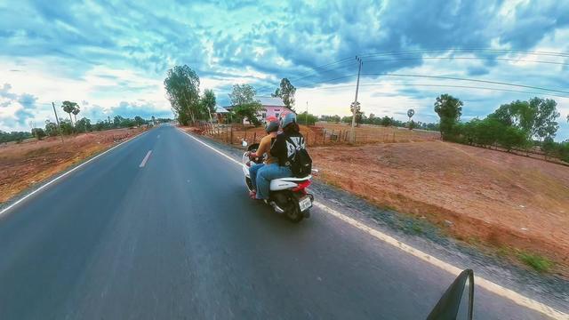 @Van Sophearak- សុភារះ🇰🇭