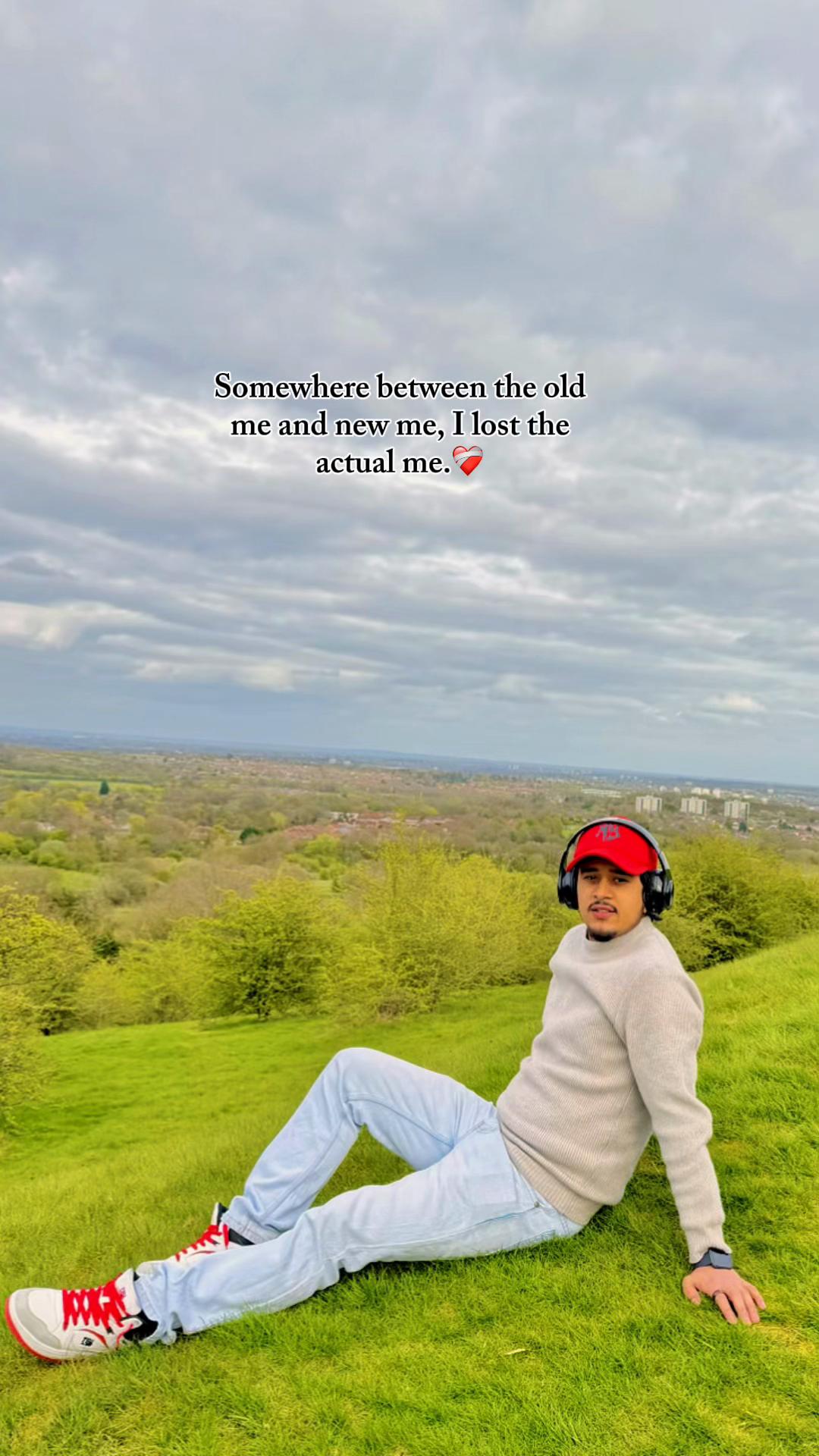 @M A N I S H 🇬🇧🤍🇳🇵