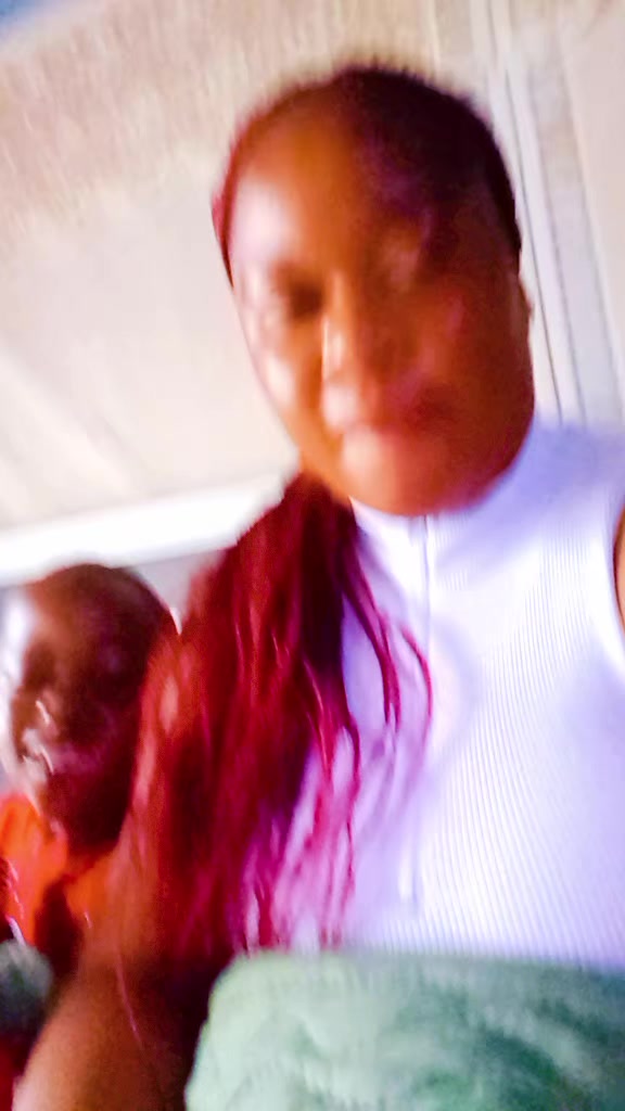 @daphneyivy
