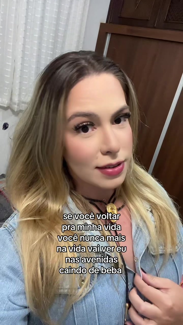 @ahelenajulia
