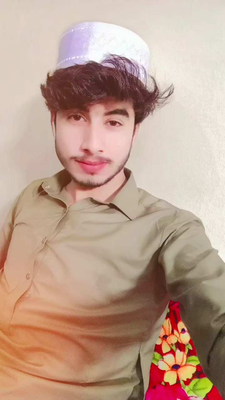 @🍁𝐒𝐡𝐚𝐧𝐢_نیازی🌸