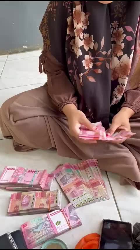 @😘 Nur Halimah