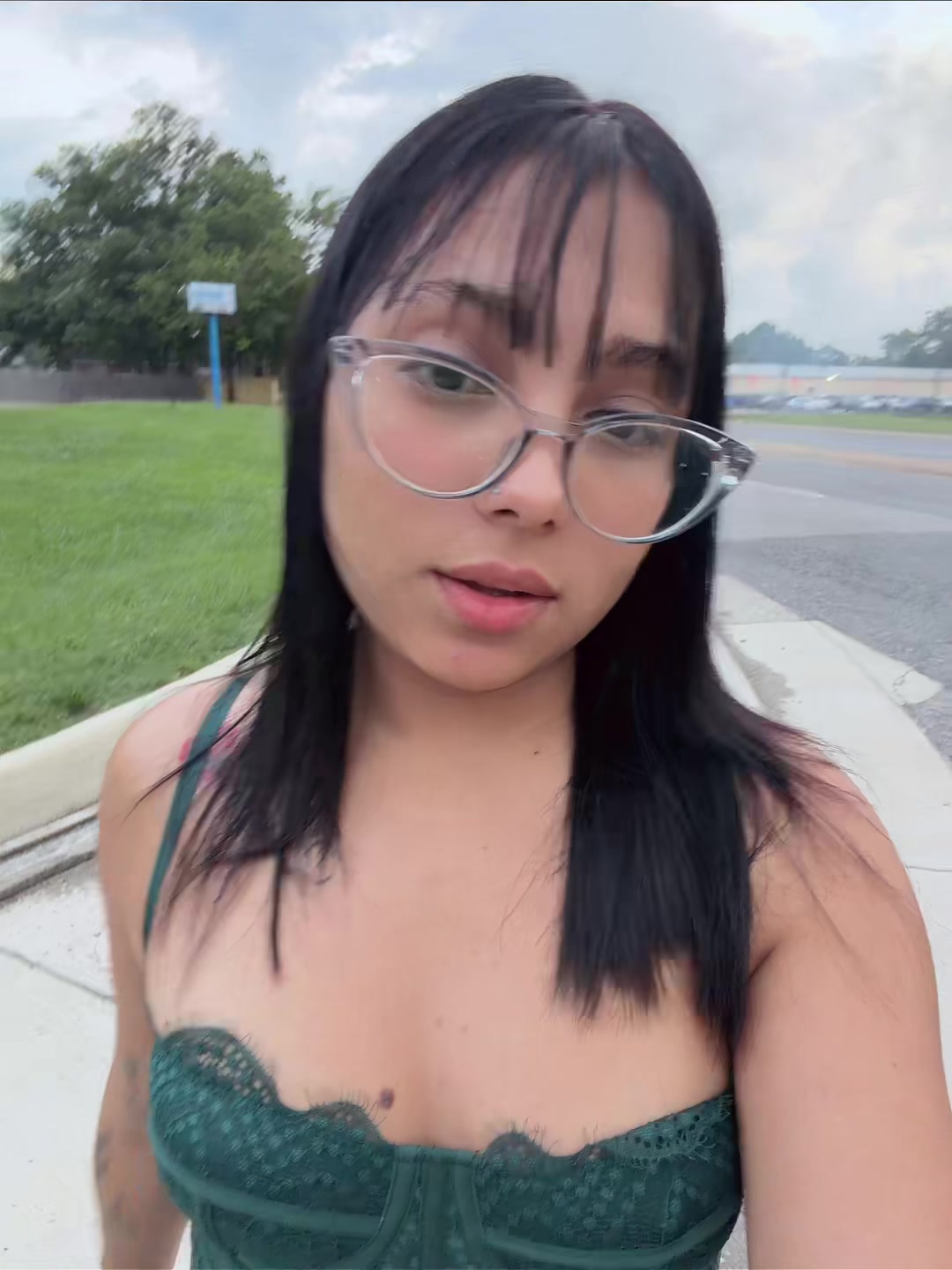 @Alejandra⚡️