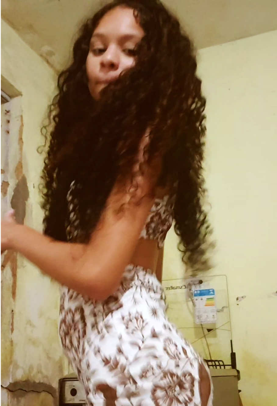 @ellyoficial01
