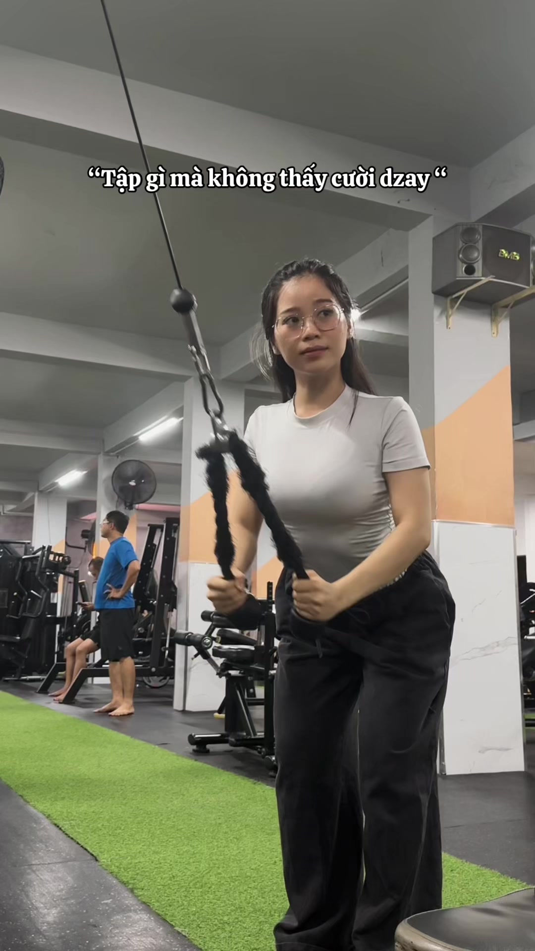 @Tiểu mã tập gym nè