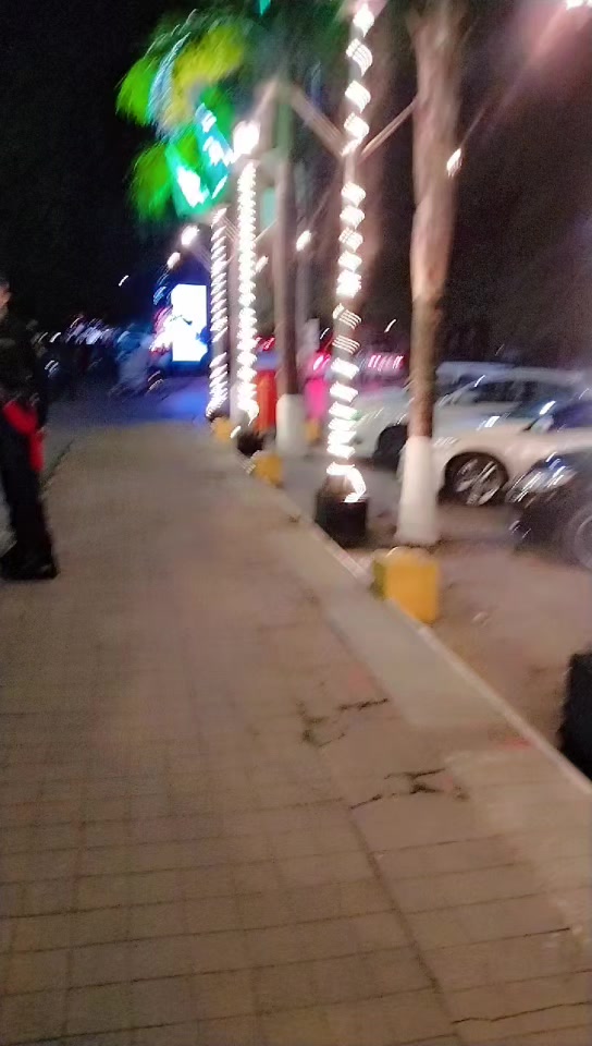 @𝔸𝕗𝕣𝕖𝕖𝕟 𝕂𝕙𝕒𝕟 𝟚💃🥂
