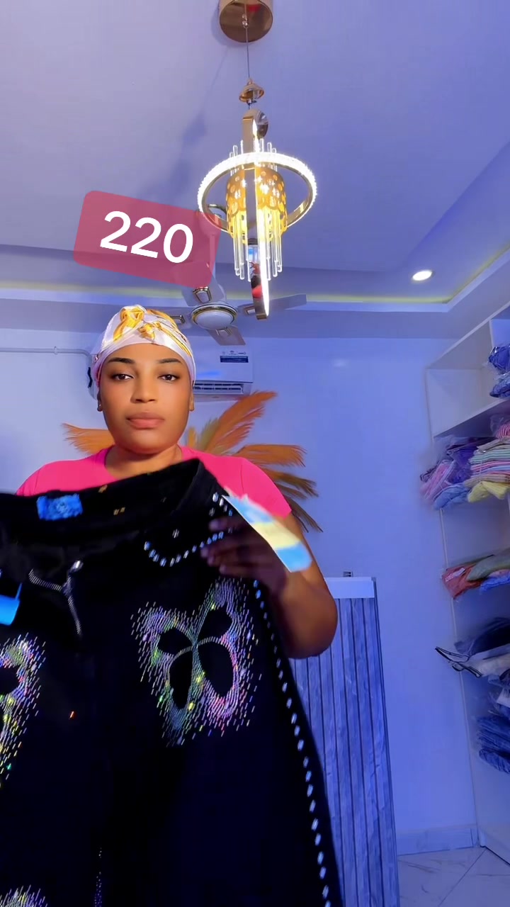 @TIKTOK QUEEN 1🫅🏻🇬🇭
